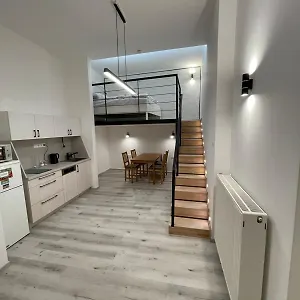  Apartamento Szekely Near Deak Ferenc Square With Free Parking In Garage