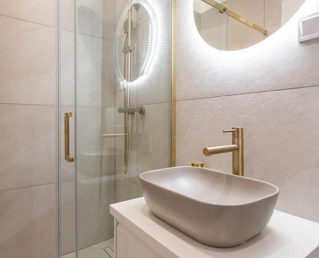 A13 Apartment Budapest 0*,  Hungary